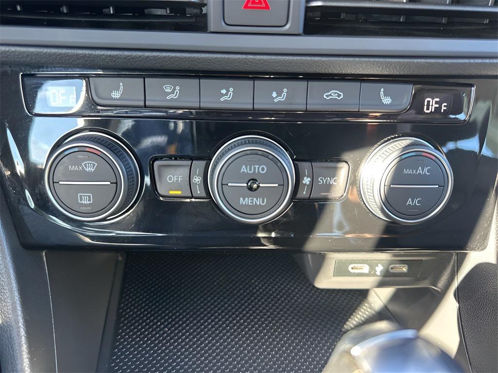 used 2021 Volkswagen Jetta car, priced at $15,250