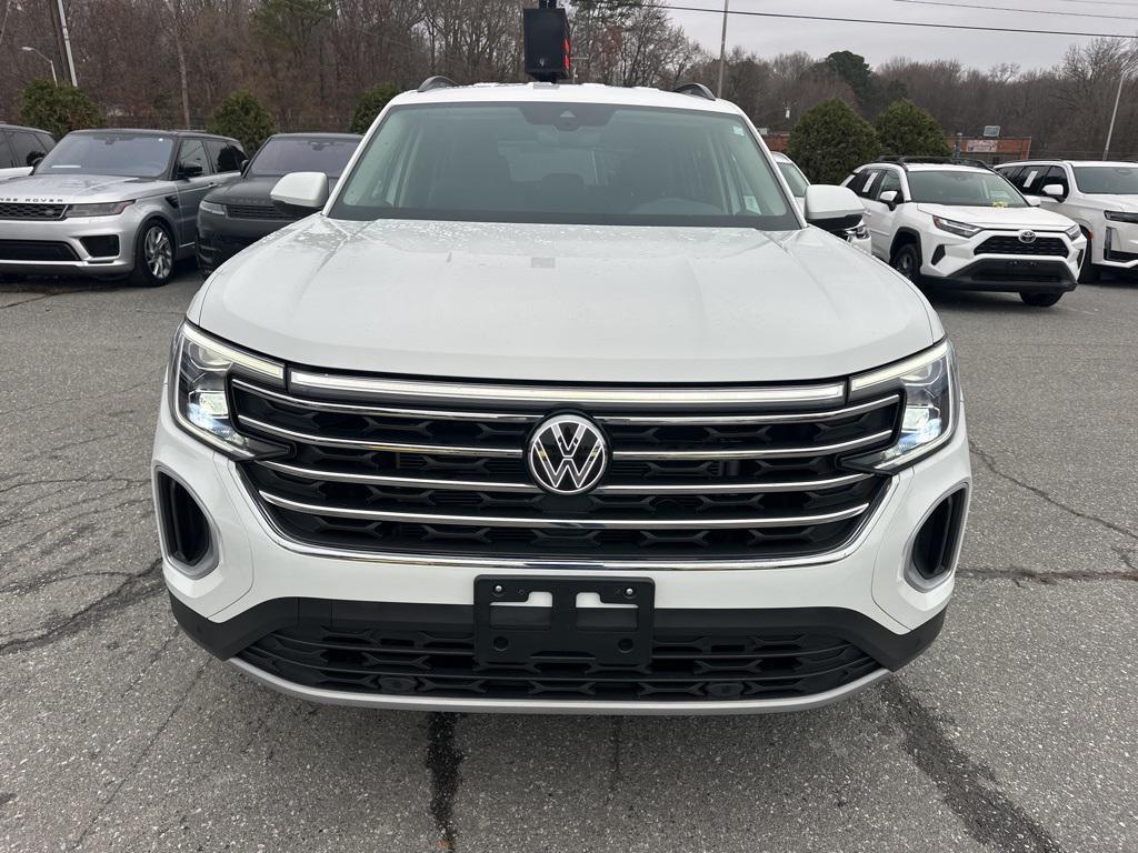 used 2025 Volkswagen Atlas car, priced at $33,250