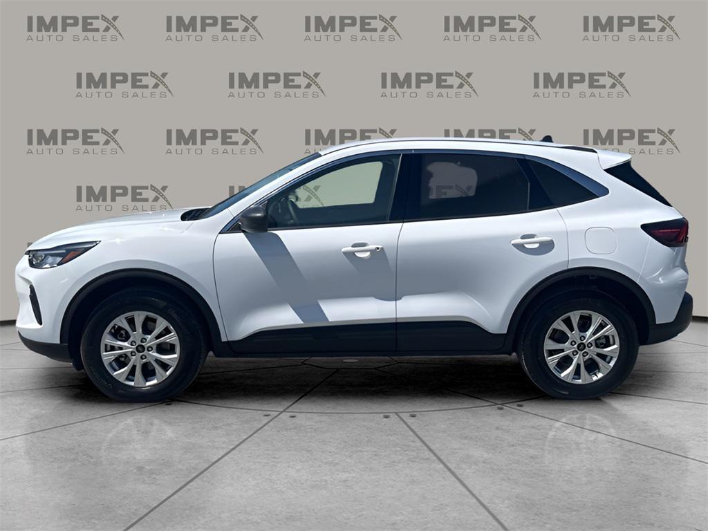 used 2024 Ford Escape car, priced at $25,890