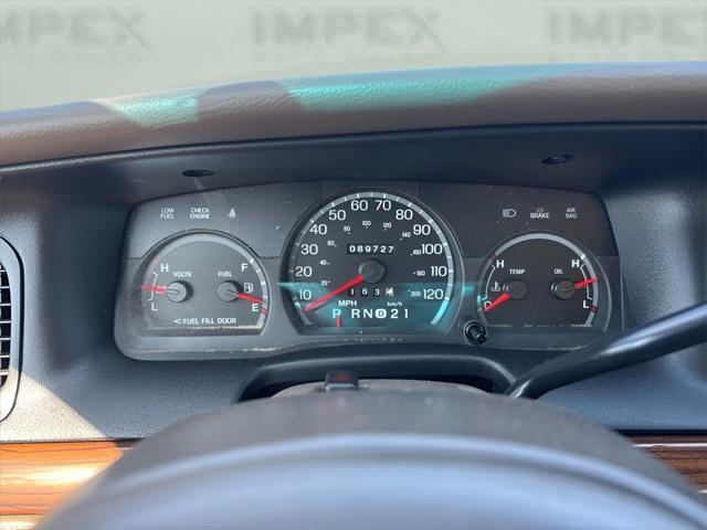 used 2001 Ford Crown Victoria car, priced at $8,890