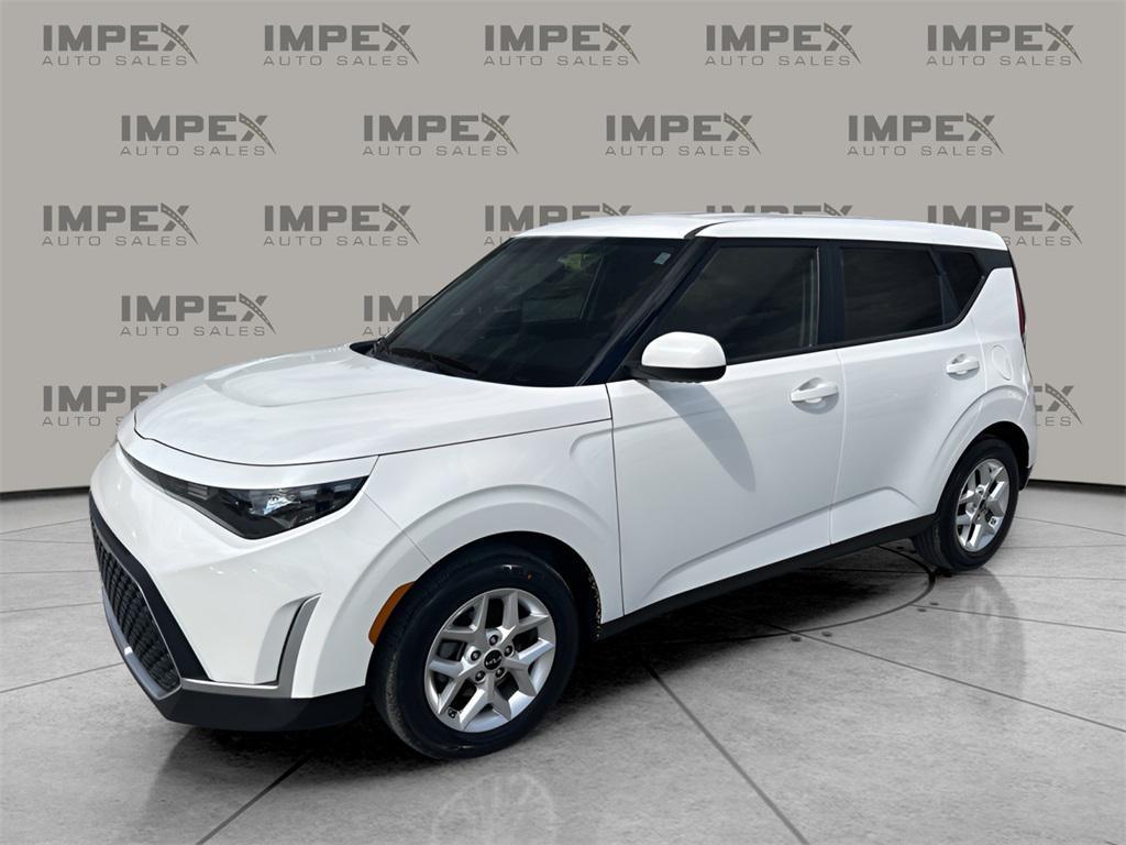 used 2024 Kia Soul car, priced at $17,990