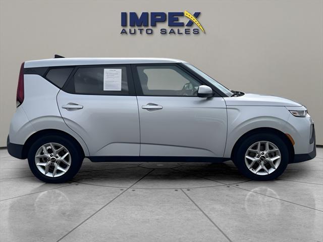 used 2021 Kia Soul car, priced at $15,700