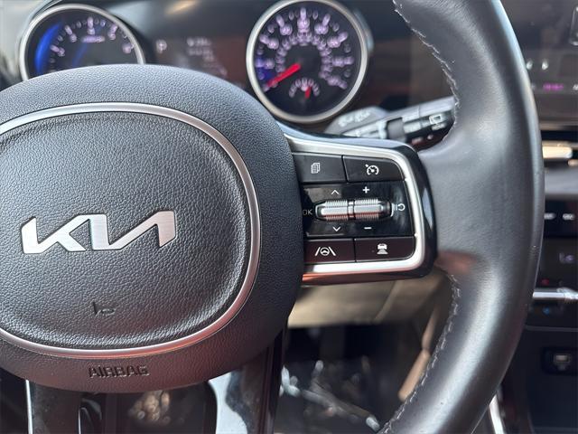 used 2022 Kia Carnival car, priced at $36,280