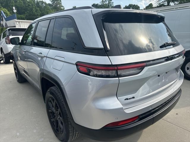 used 2024 Jeep Grand Cherokee car