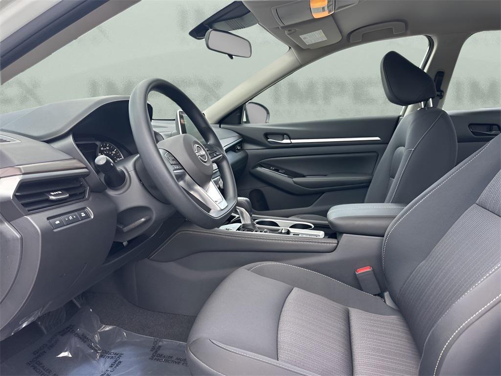 used 2023 Nissan Altima car, priced at $23,800