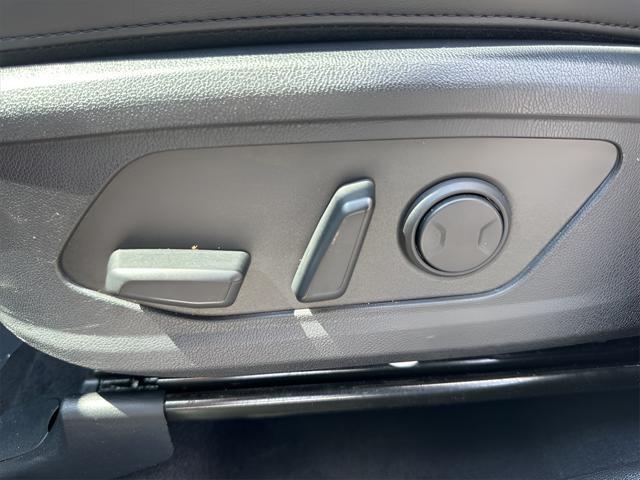 used 2024 Kia Sorento car, priced at $30,780