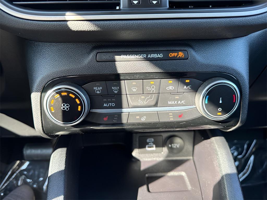 used 2022 Ford Escape car, priced at $19,500