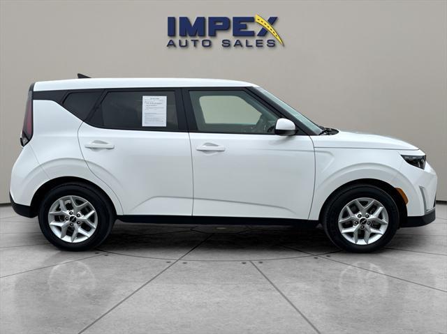 used 2024 Kia Soul car, priced at $17,860