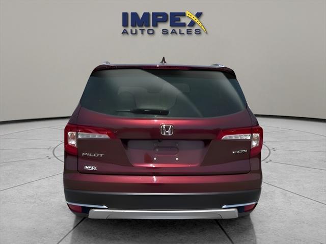 used 2021 Honda Pilot car, priced at $29,995