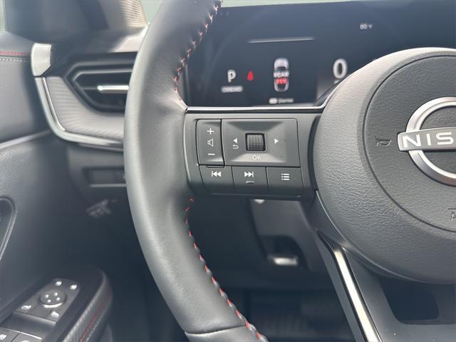 used 2025 Nissan Kicks car