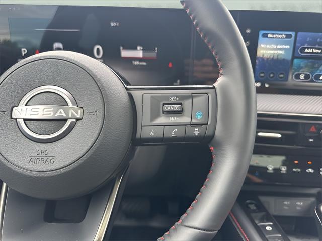 used 2025 Nissan Kicks car