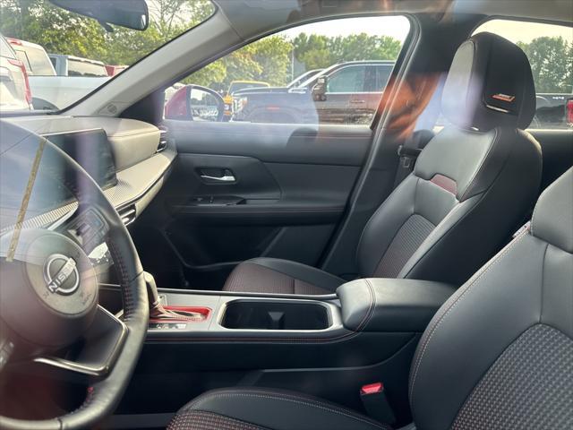 used 2025 Nissan Kicks car