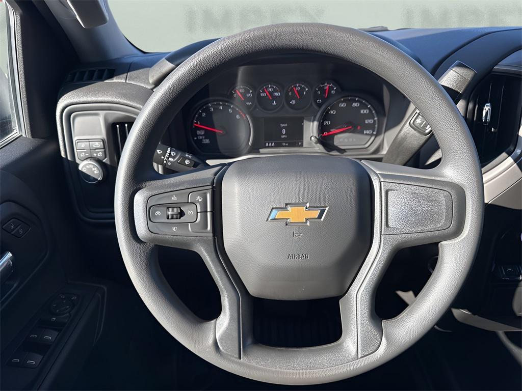 used 2025 Chevrolet Silverado 1500 car, priced at $38,980