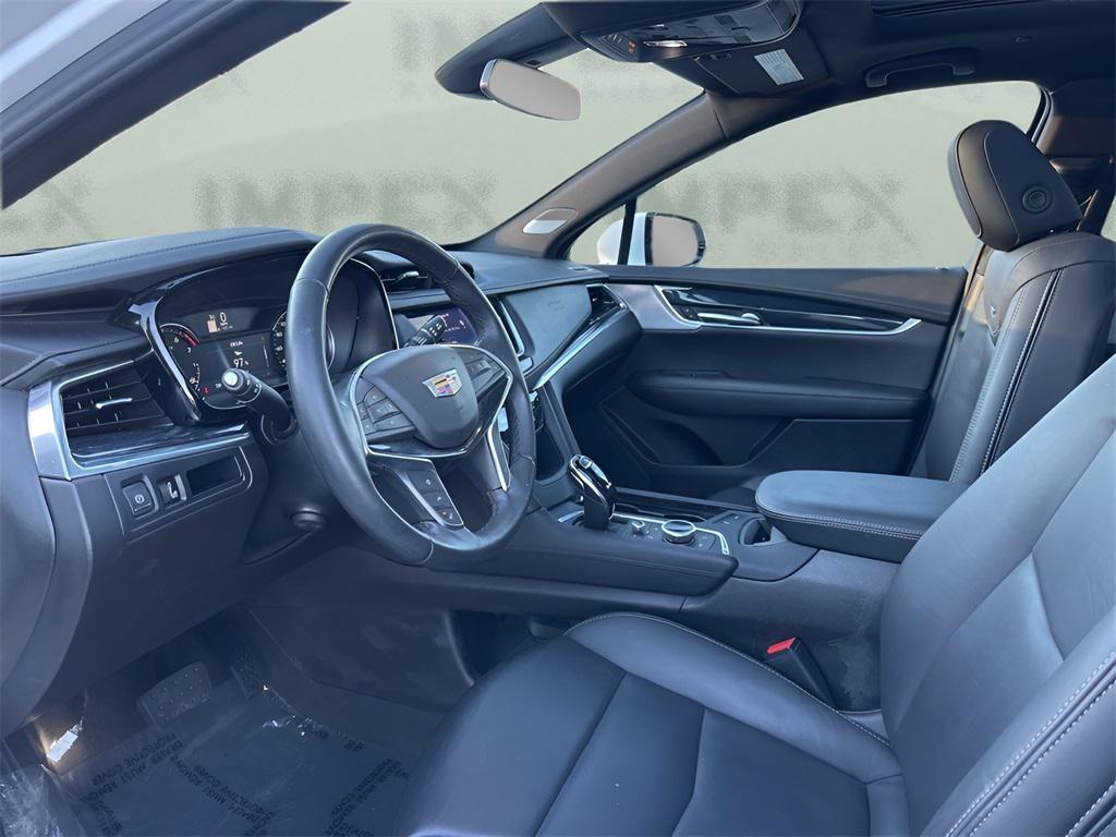 used 2024 Cadillac XT5 car