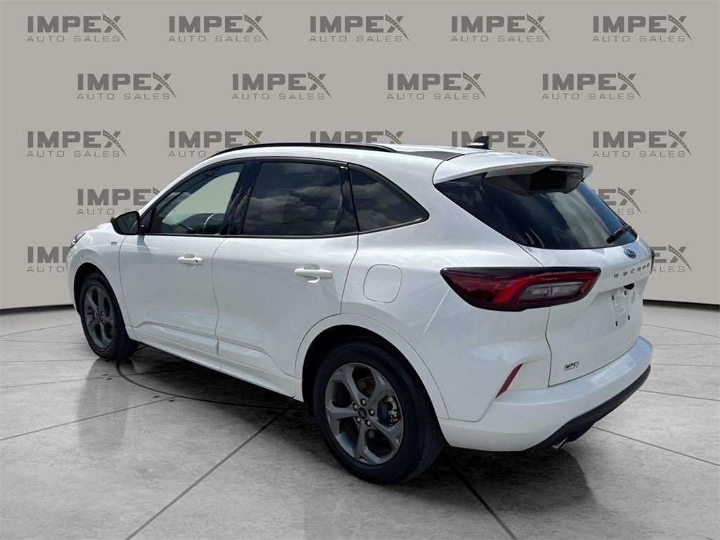 used 2024 Ford Escape car, priced at $22,500