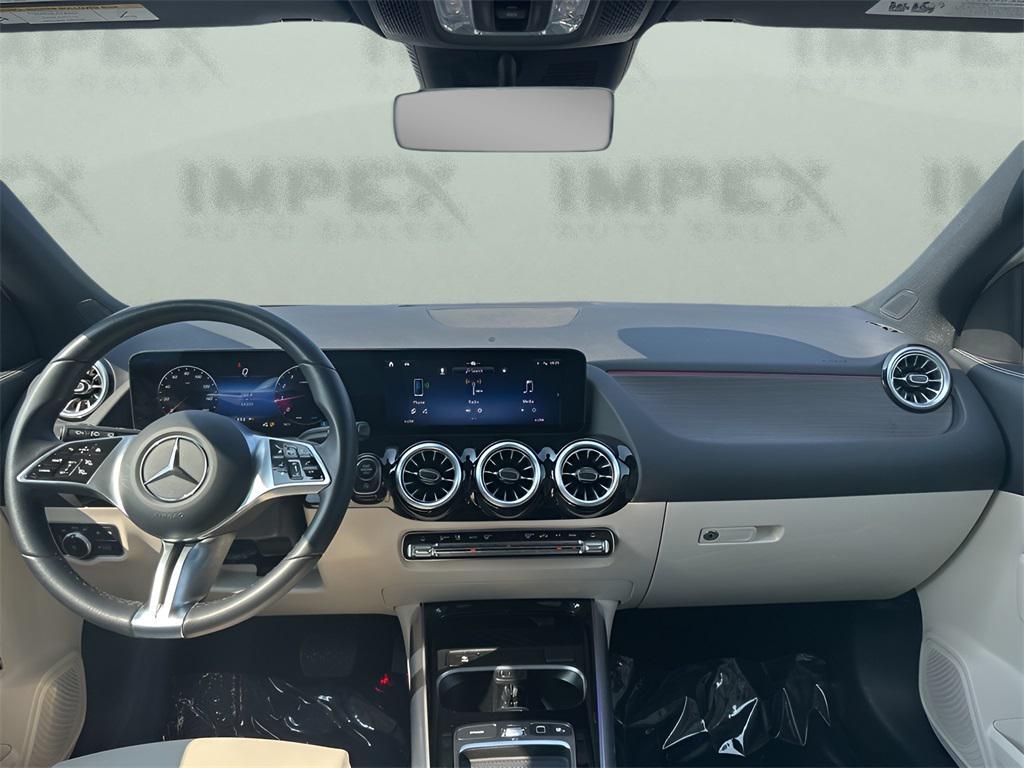 used 2025 Mercedes-Benz GLA 250 car, priced at $33,860