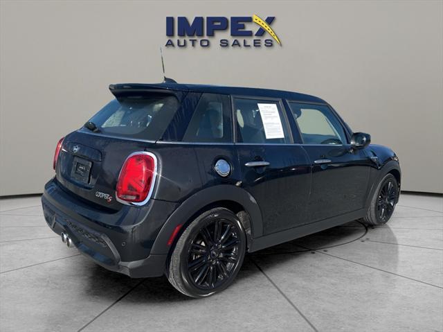 used 2024 MINI Hardtop car, priced at $28,475