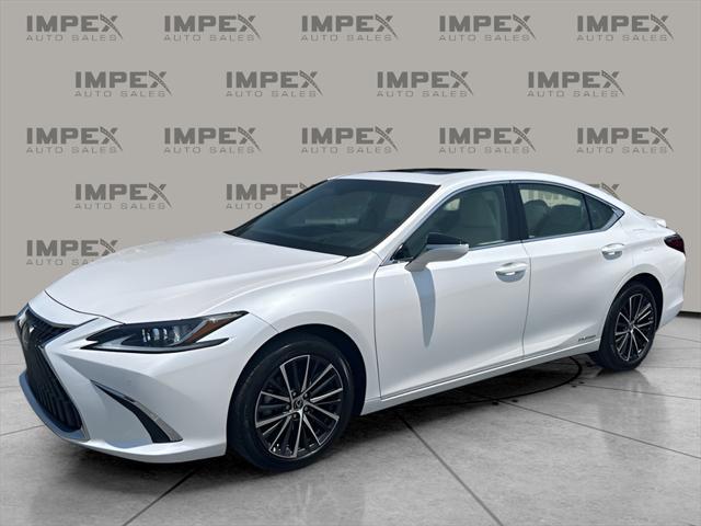 used 2022 Lexus ES 300h car, priced at $38,250