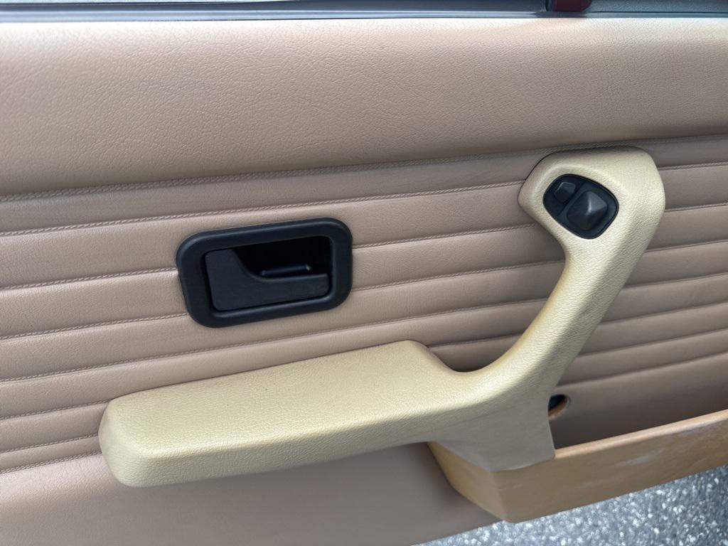 used 1990 BMW 325 car, priced at $13,750