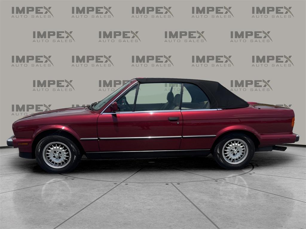 used 1990 BMW 325 car, priced at $13,750