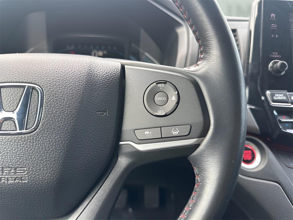 used 2023 Honda Odyssey car, priced at $36,380