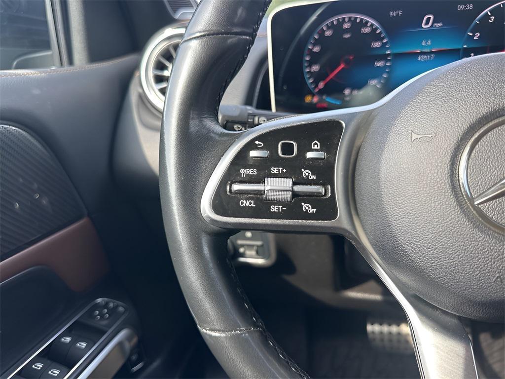used 2021 Mercedes-Benz GLB 250 car, priced at $26,800
