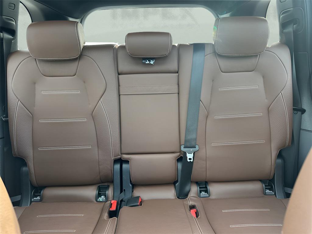 used 2021 Mercedes-Benz GLB 250 car, priced at $26,800