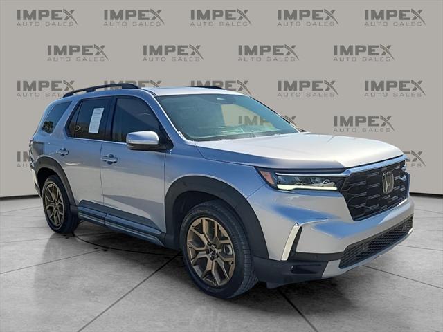 used 2024 Honda Pilot car, priced at $42,695