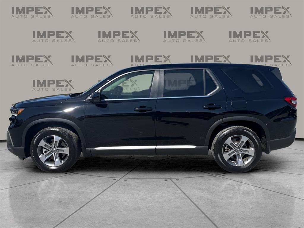 used 2025 Honda Pilot car, priced at $40,350