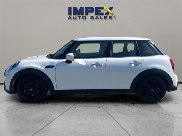 used 2024 MINI Hardtop car, priced at $28,500