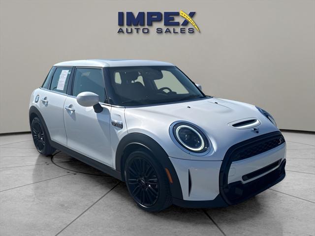 used 2024 MINI Hardtop car, priced at $28,500