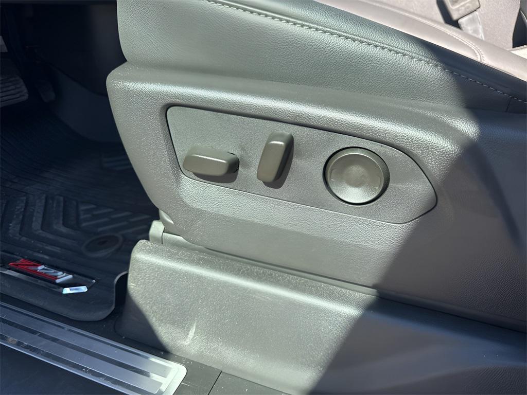 used 2025 Chevrolet Silverado 1500 car, priced at $54,950