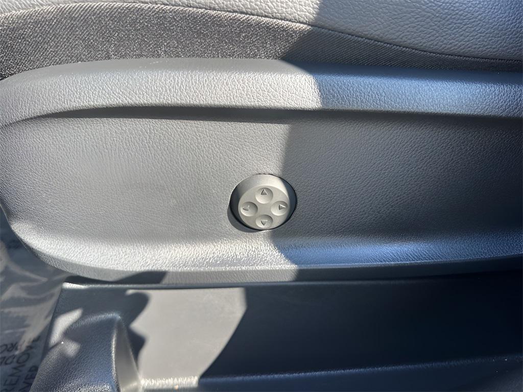 used 2025 Mercedes-Benz GLA 250 car, priced at $34,995