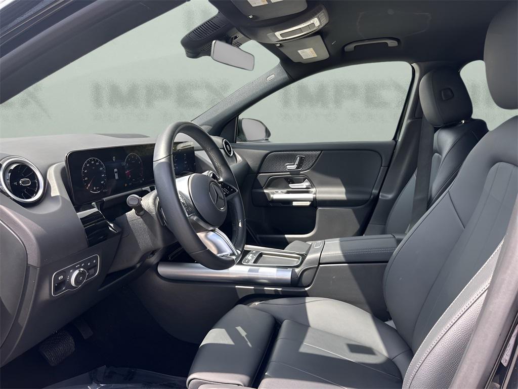 used 2025 Mercedes-Benz GLA 250 car, priced at $33,900