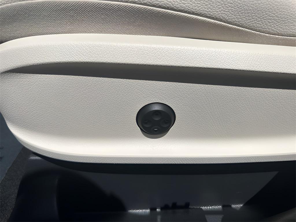 used 2025 Mercedes-Benz GLA 250 car, priced at $34,350