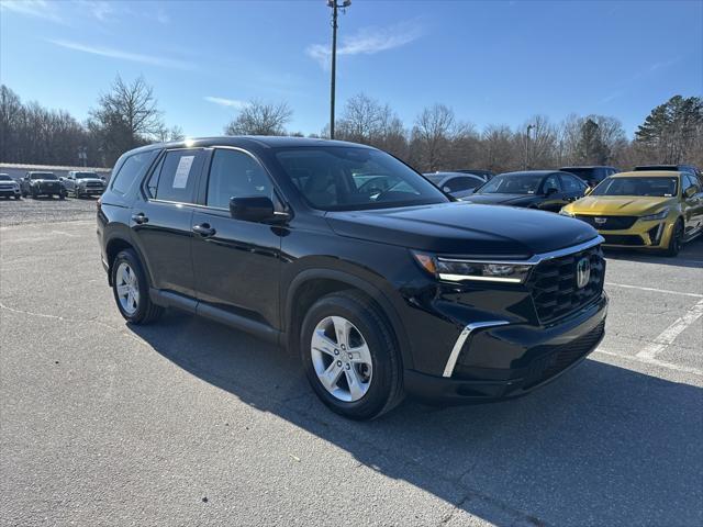 used 2023 Honda Pilot car, priced at $32,480