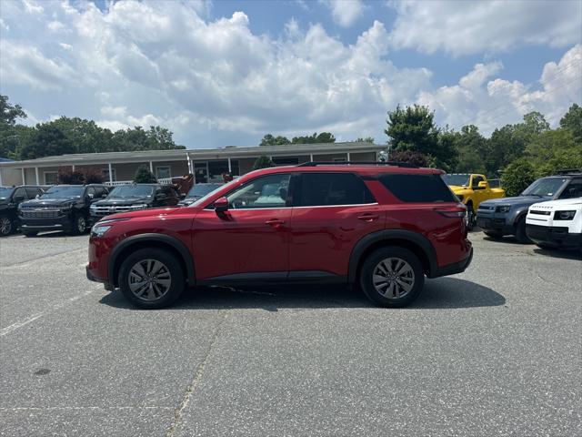 used 2024 Nissan Pathfinder car, priced at $33,450