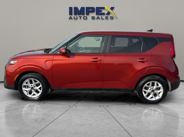 used 2021 Kia Soul car, priced at $17,180