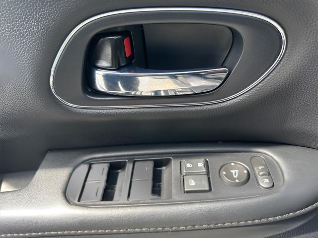 used 2022 Honda HR-V car, priced at $22,900