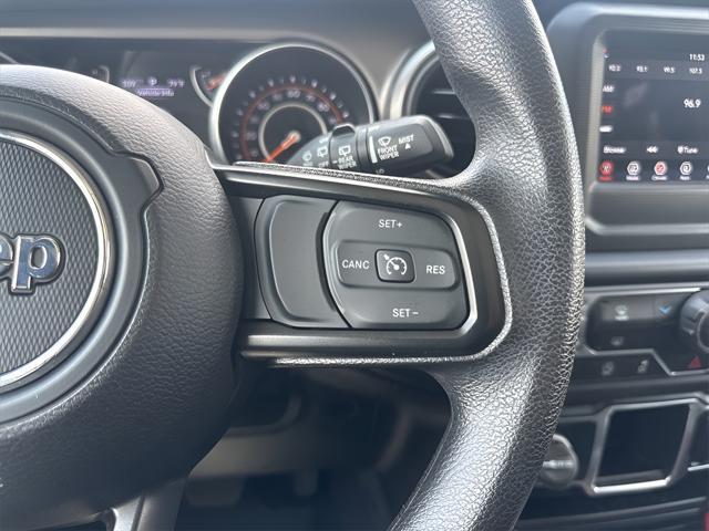 used 2022 Jeep Wrangler Unlimited car, priced at $29,250