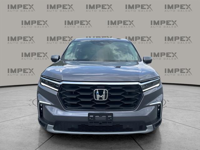 used 2025 Honda Pilot car, priced at $43,500