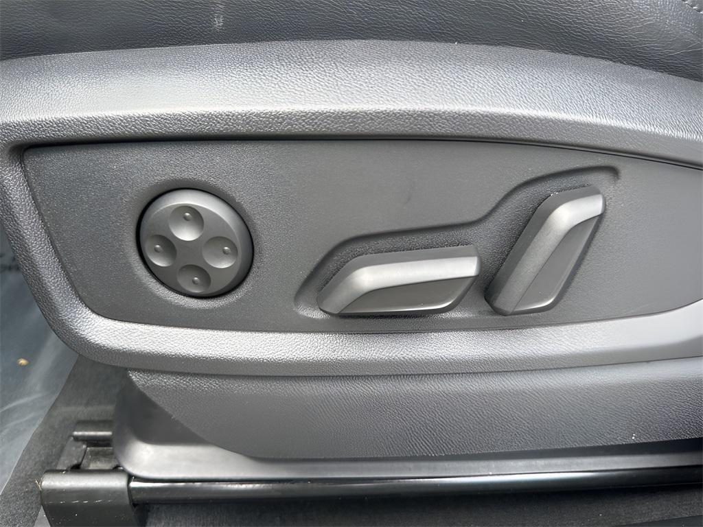 used 2024 Audi Q5 car, priced at $33,980