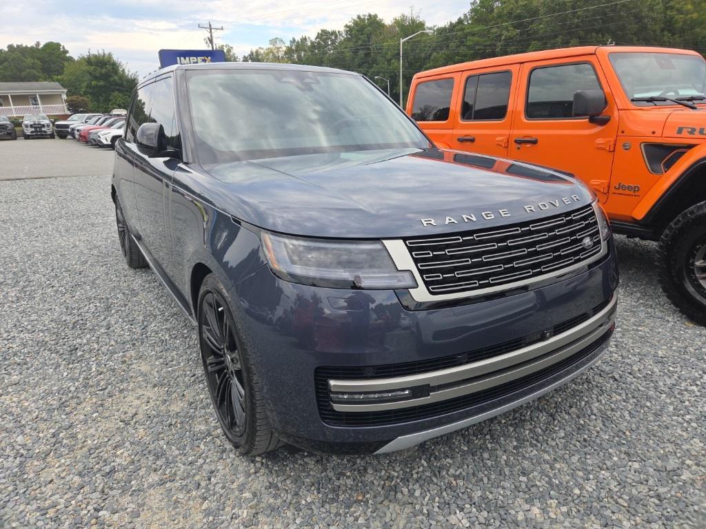 used 2024 Land Rover Range Rover car