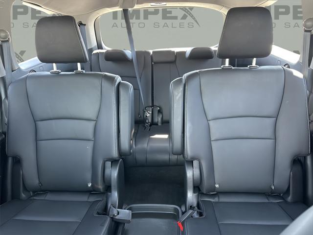 used 2021 Honda Pilot car, priced at $30,800