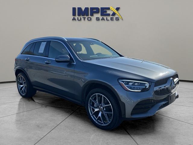 used 2020 Mercedes-Benz GLC 300 car, priced at $27,100