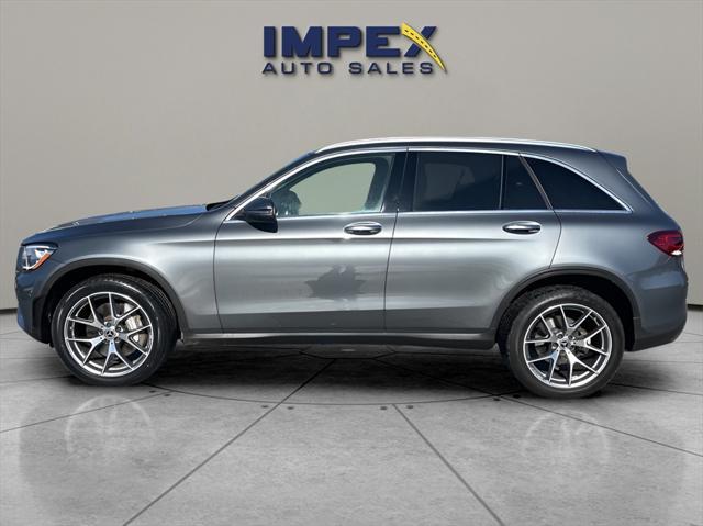 used 2020 Mercedes-Benz GLC 300 car, priced at $27,100