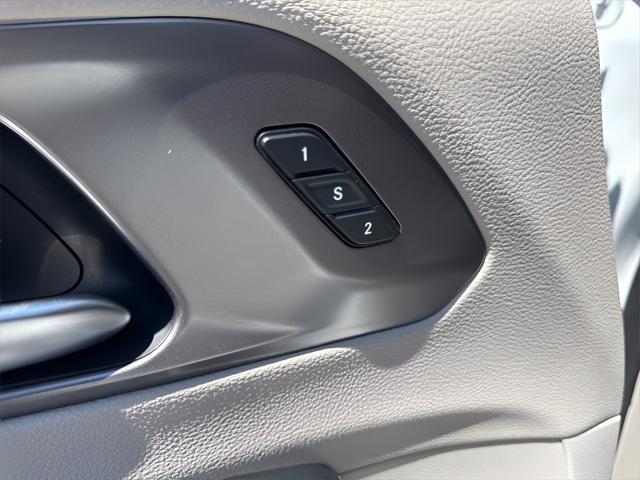 used 2022 Chrysler Pacifica Hybrid car, priced at $22,890