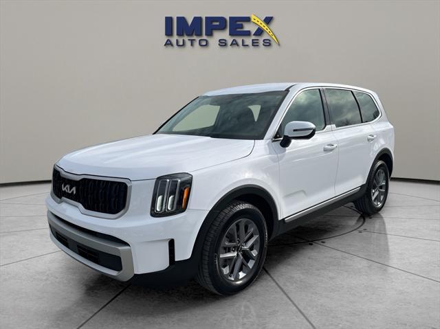 used 2023 Kia Telluride car, priced at $30,900