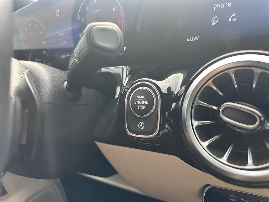 used 2025 Mercedes-Benz GLA 250 car, priced at $33,650