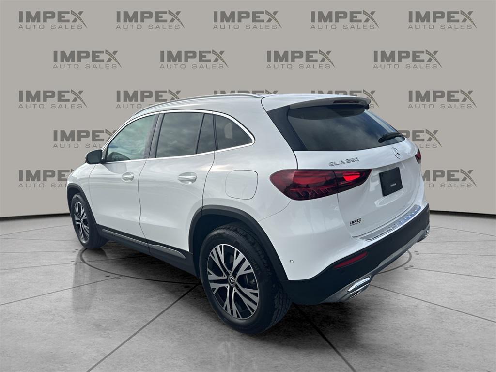 used 2025 Mercedes-Benz GLA 250 car, priced at $33,650